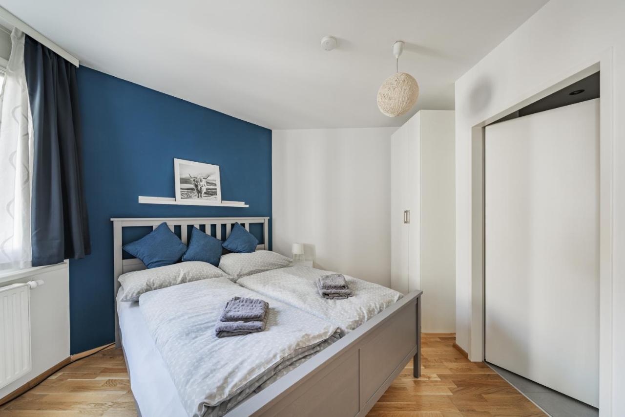 וינה 17 C&J'S Apartment מראה חיצוני תמונה
